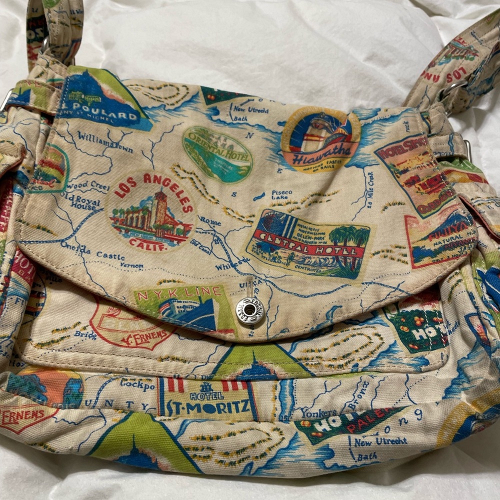 Fossil St. Moritz shoulder bag.